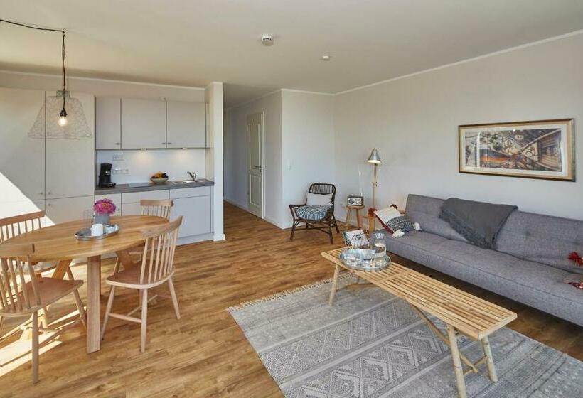 Люкс Deluxe Вид на Море, Ostseestrandhausholnis