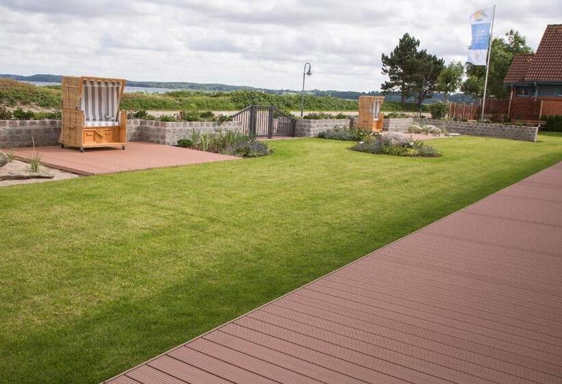 Номер Deluxe с Террасой, Ostseestrandhausholnis