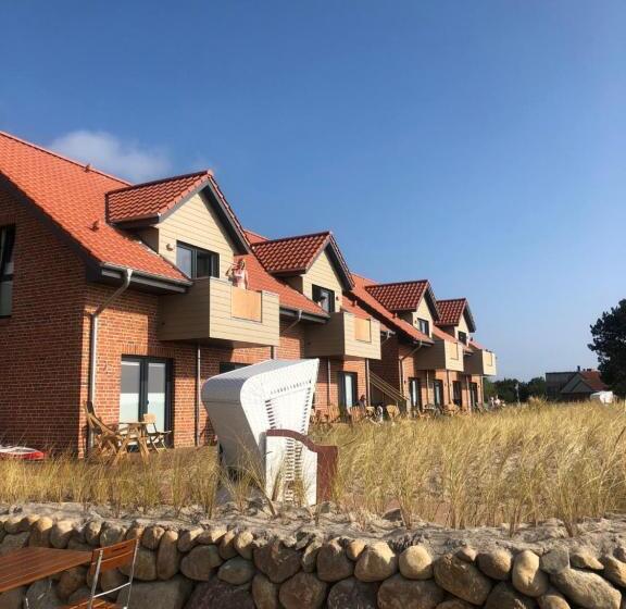 Апартаменты 1 Спальня Вид на Море, Ostseestrandhausholnis