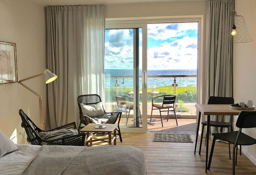 חדר דלוקס עם מרפסת נוף לים, Ostseestrandhausholnis