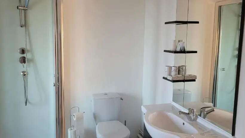 ファミリールーム, Auberge Gauloise
