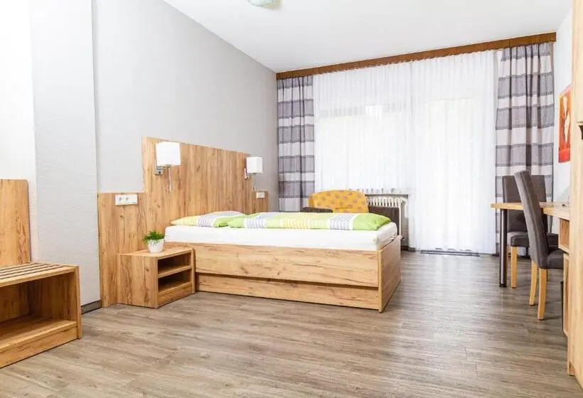 Huoneisto 1 Makuuhuone Parveke, Landhotel Georgshof