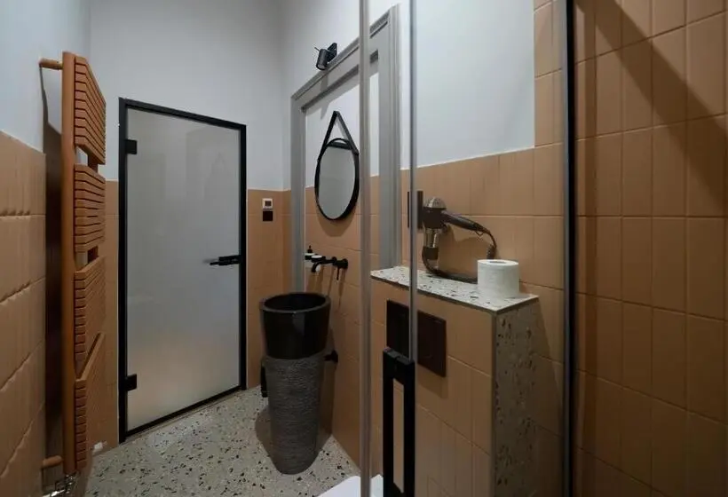 اتاق استاندارد, Nest