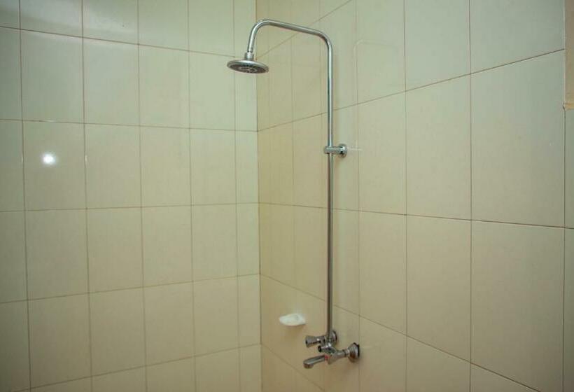 スタンダードシングルルーム, Kilimanjaro White House