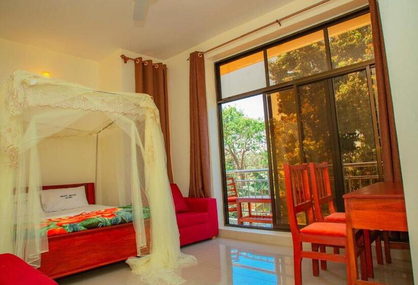 エコノミールーム, Kilimanjaro White House