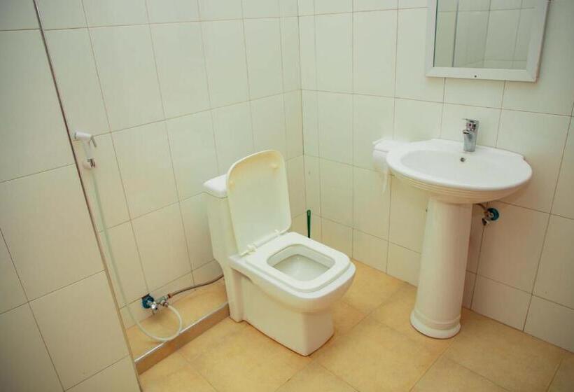 エコノミールーム, Kilimanjaro White House