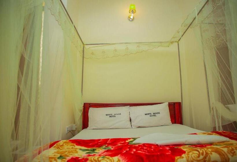 Номер Economy, Kilimanjaro White House