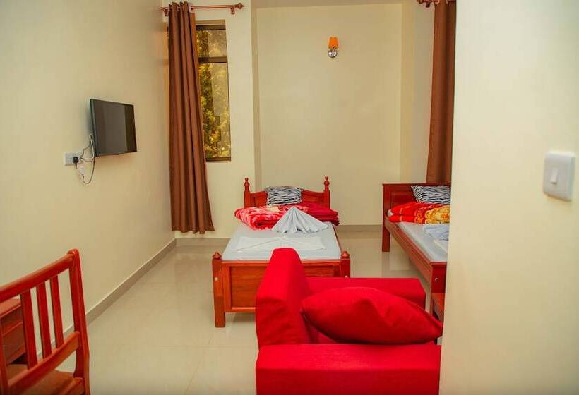 スタンダードトリプルルーム, Kilimanjaro White House