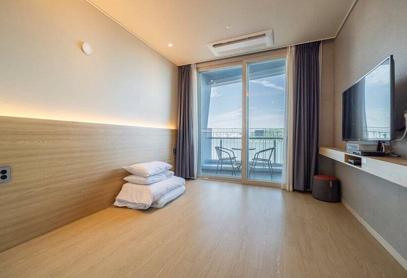 غرفة ديلوكس مطلّة علي البحر, Ocean Soleview