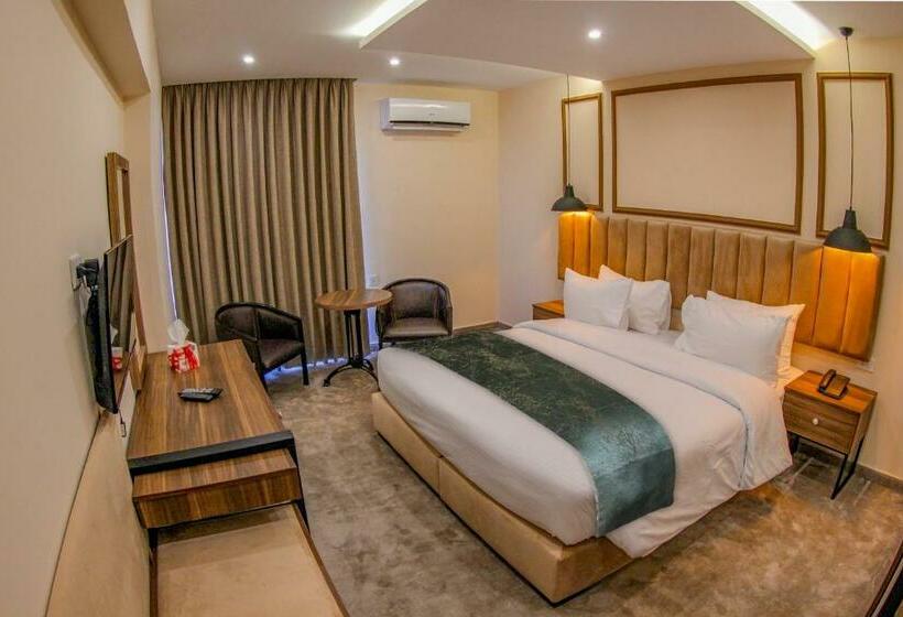 اتاق سوپریور, Post Boutique