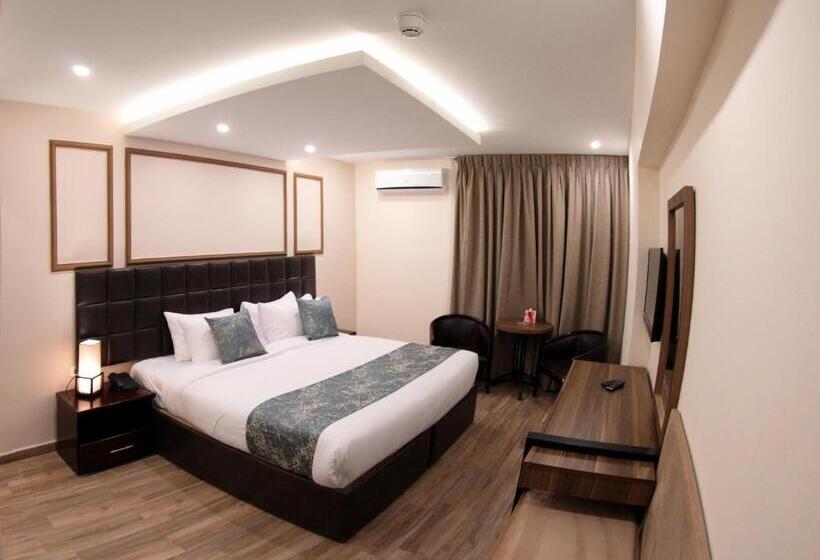 اتاق سوپریور, Post Boutique