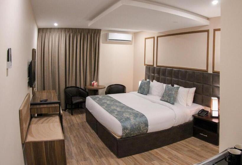 اتاق سوپریور, Post Boutique