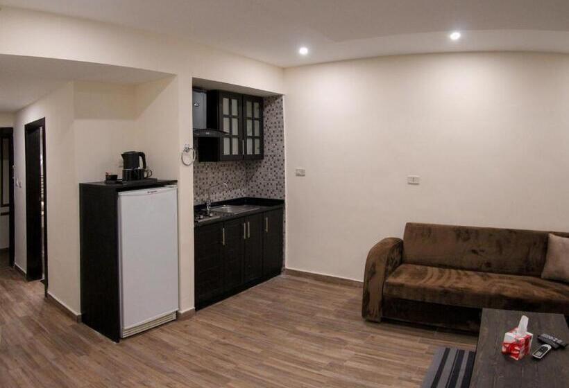 آپارتمان 1 خوابه, Post Boutique