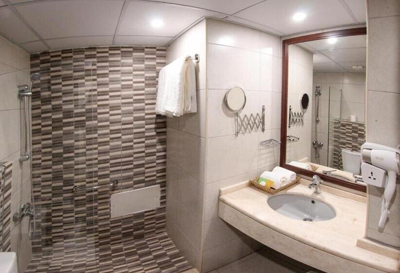 اتاق سوپریور, Post Boutique