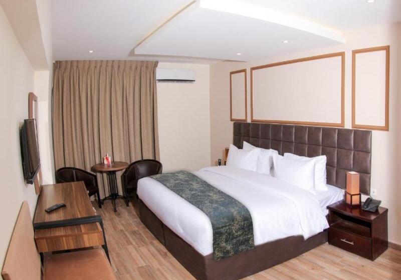 اتاق سوپریور, Post Boutique