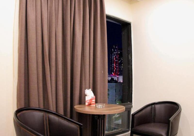 اتاق لوکس, Post Boutique