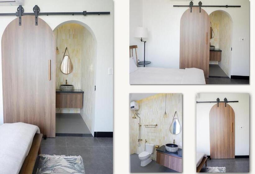 اتاق لوکس با بالکن, Myfa House