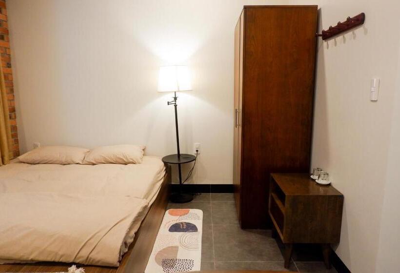 اتاق استاندارد با تخت بزرگ, Myfa House