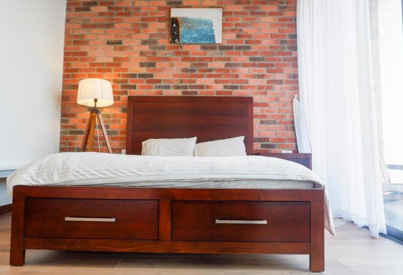 اتاق استاندارد با چشم‌انداز باغ, Myfa House