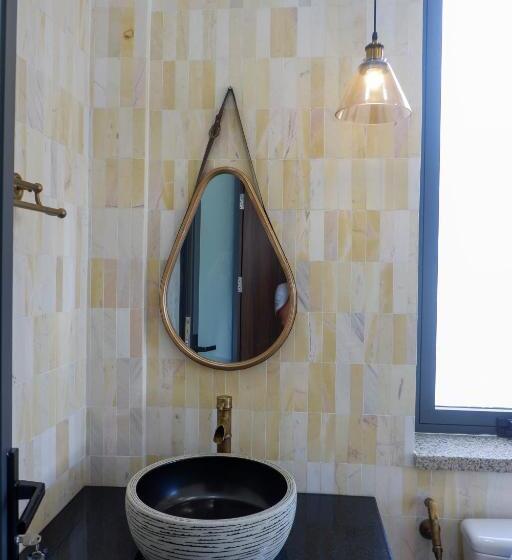 اتاق استاندارد با تخت بزرگ, Myfa House