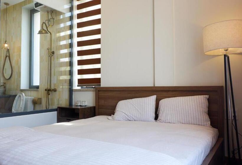 اتاق استاندارد با تخت بزرگ, Myfa House