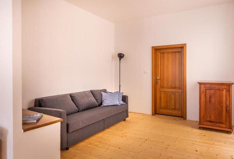 패밀리 룸, Penzion U Madony