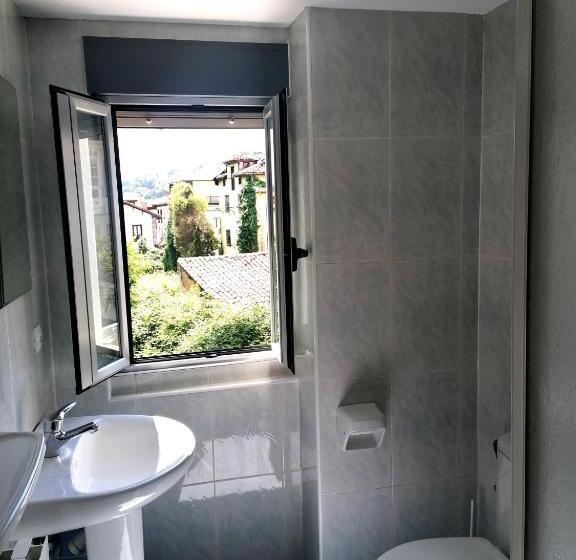 标准间, Pension Villa