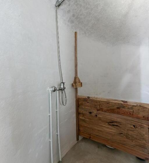 标准平房, Bagos Do Vilar