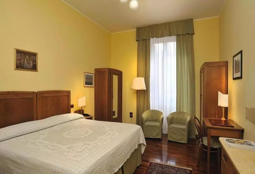 اتاق استاندارد چهار تخته, Albergo San Domenico