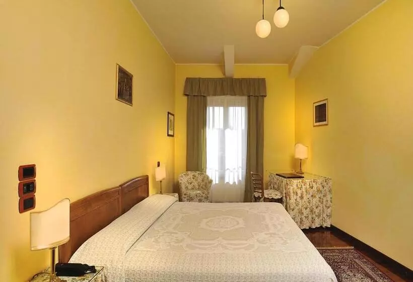 اتاق کلاس بیزنس, Albergo San Domenico