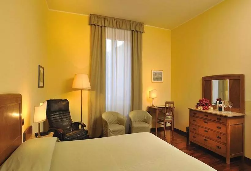 اتاق اجرایی, Albergo San Domenico