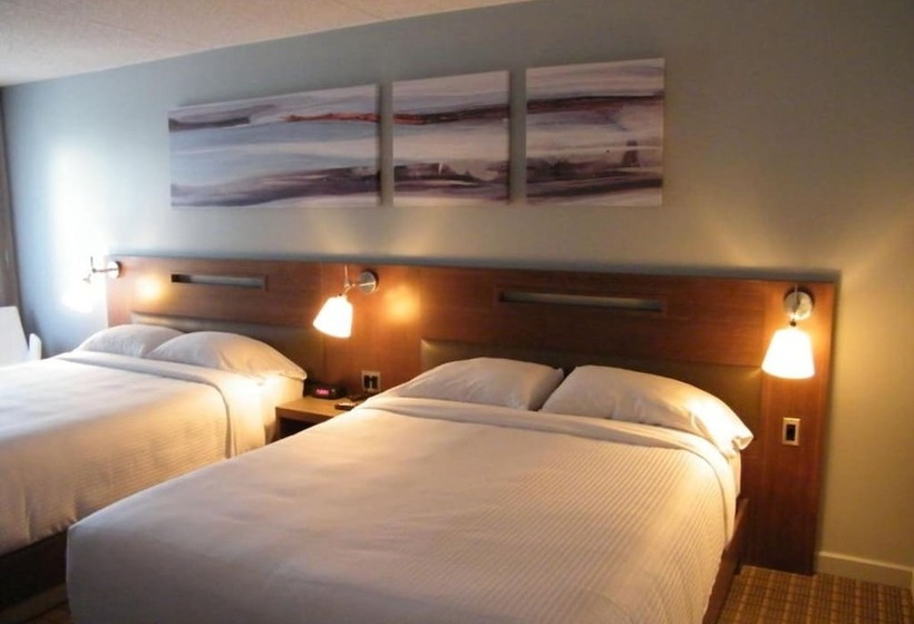 غرفه قياسيه سريرين مزدوجين, Auberge De La Baie