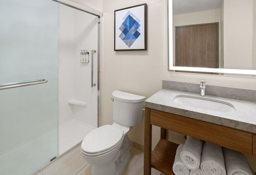 جناح, Candlewood Suites Richmond South, An Ihg