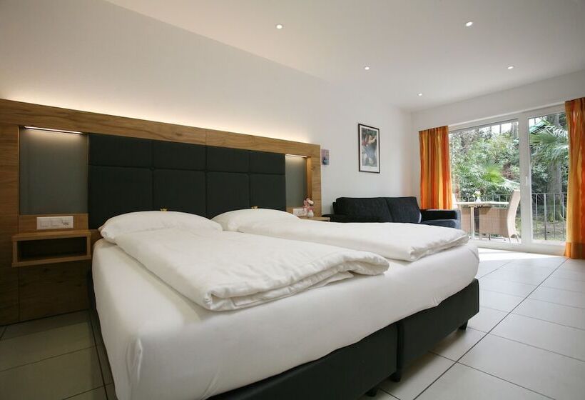 اتاق استاندارد سه نفره, Collinetta