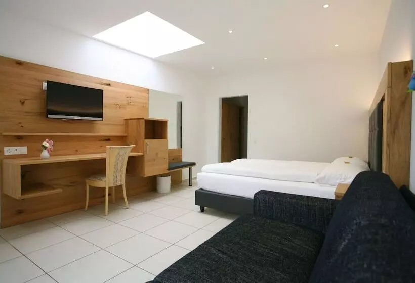 3-Bett-Standardzimmer, Collinetta