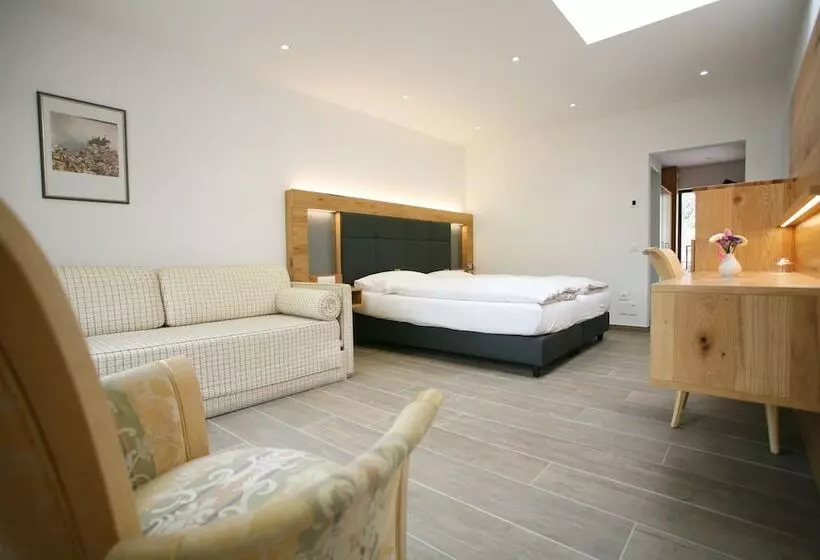 3-Bett-Standardzimmer, Collinetta