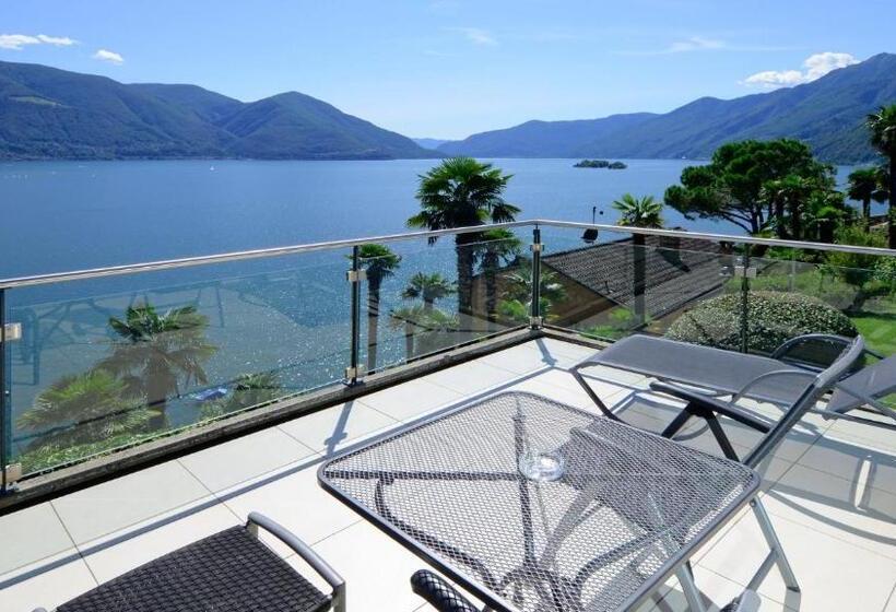 سوییت جونیور با چشمانداز دریاچه, Collinetta