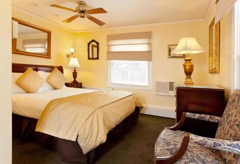 اتاق استاندارد, Crowne Pointe Historic Inn Adults Only