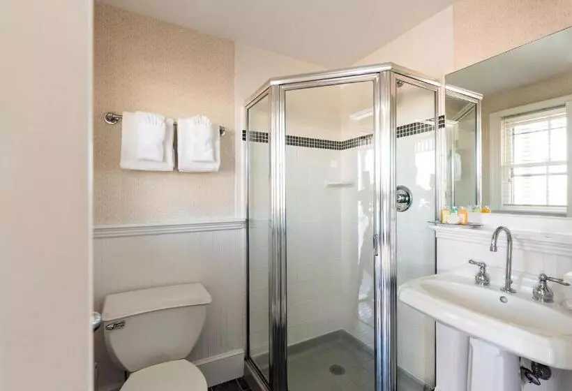 اتاق استاندارد, Crowne Pointe Historic Inn Adults Only
