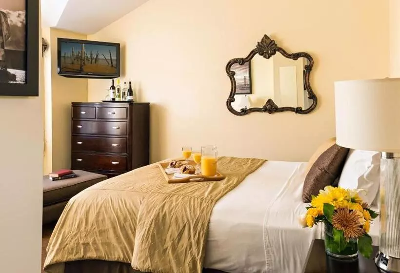 اتاق سوپریور, Crowne Pointe Historic Inn Adults Only