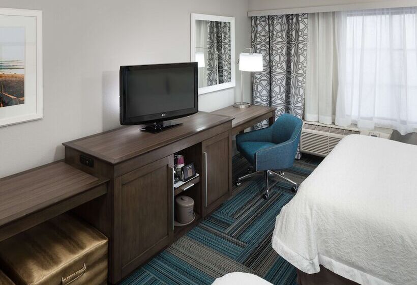 חדר משפחתי, Hampton Inn San Diego Downtown