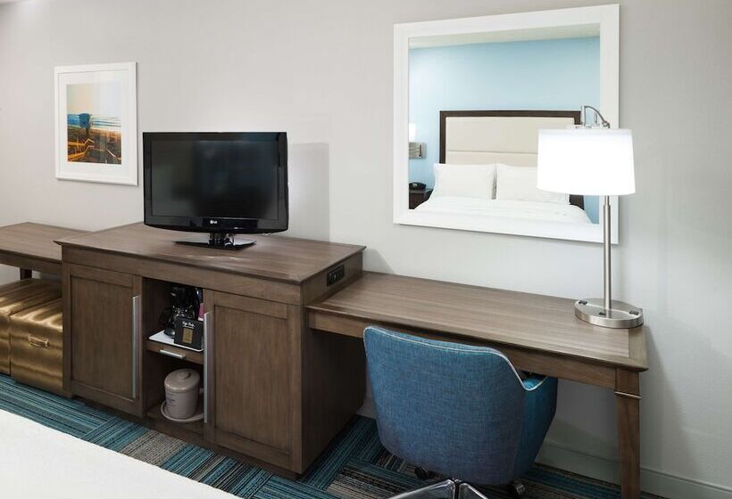 غرفة عائلية, Hampton Inn San Diego Downtown