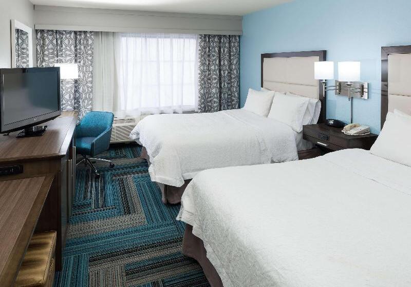 חדר משפחתי, Hampton Inn San Diego Downtown