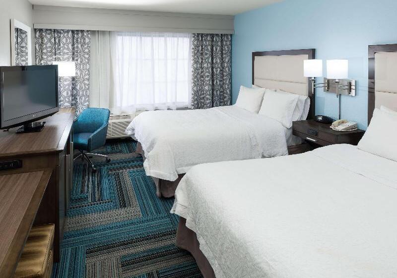 غرفة عائلية, Hampton Inn San Diego Downtown
