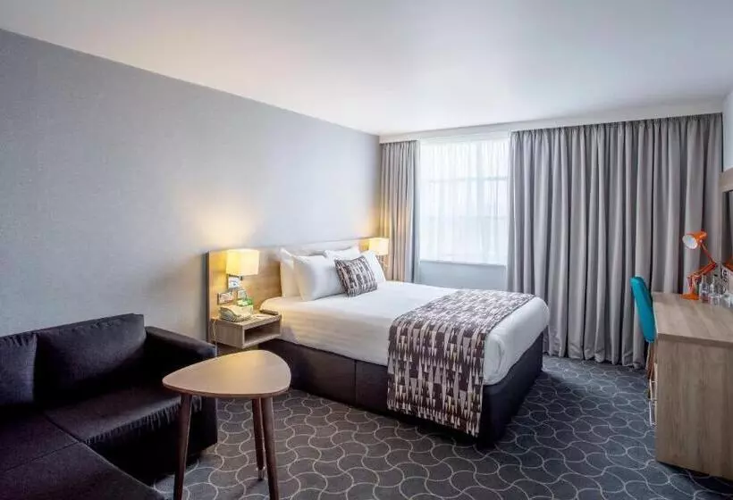 Superior-huone King-vuode, Holiday Inn Ellesmere Port/cheshire Oaks, An Ihg