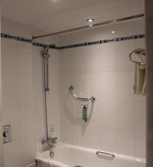 Номер Стандарт 2 Двуспальные Кровати, Holiday Inn Ellesmere Port/cheshire Oaks, An Ihg