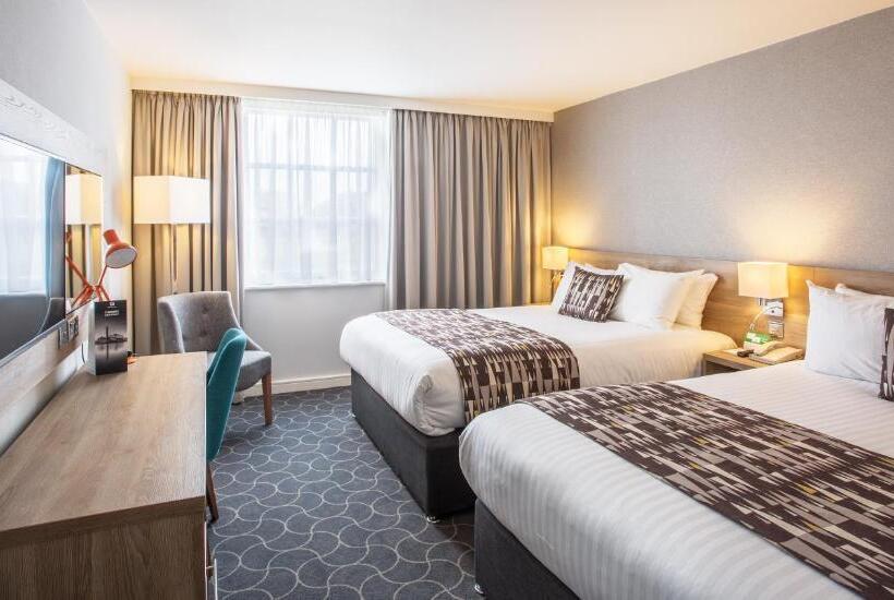 Номер Стандарт 2 Двуспальные Кровати, Holiday Inn Ellesmere Port/cheshire Oaks, An Ihg