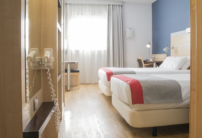 Номер Стандарт, Holiday Inn Express Valencia Bonaire, An Ihg Hotel