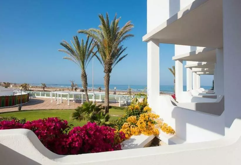اتاق اساندارد با چشم‌انداز جانبی به دریا, Iberostar Waves Founty Beach - All Inclusive