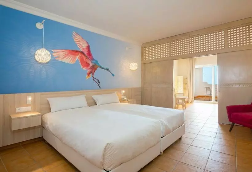 سوییت جونیور, Iberostar Waves Founty Beach - All Inclusive